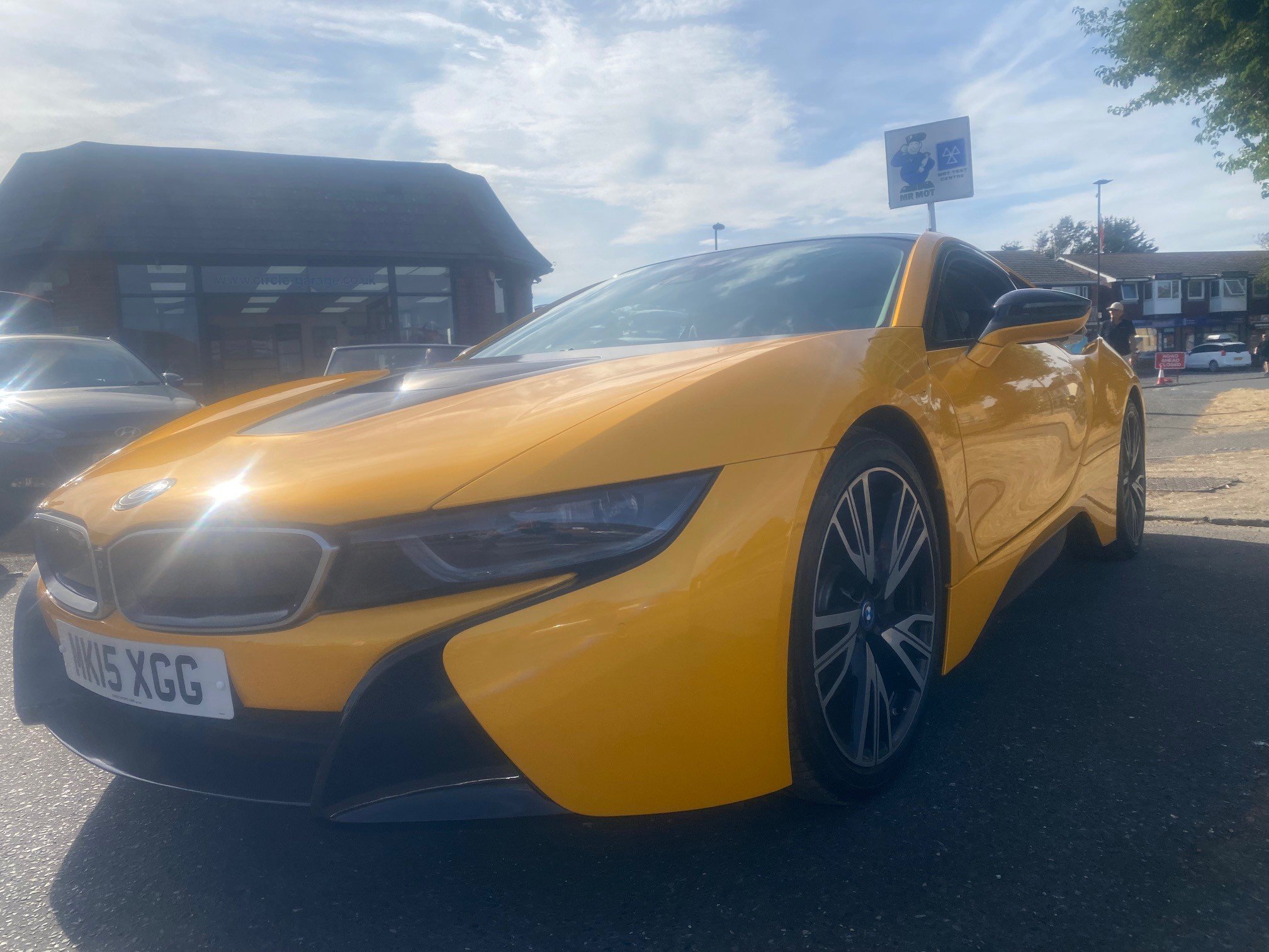 BMW i8